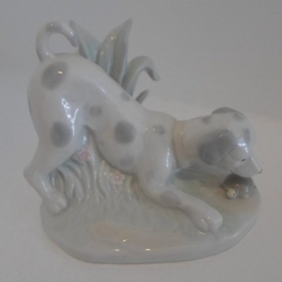 Other - Dog & Turtle Friends Ceramic Figurine